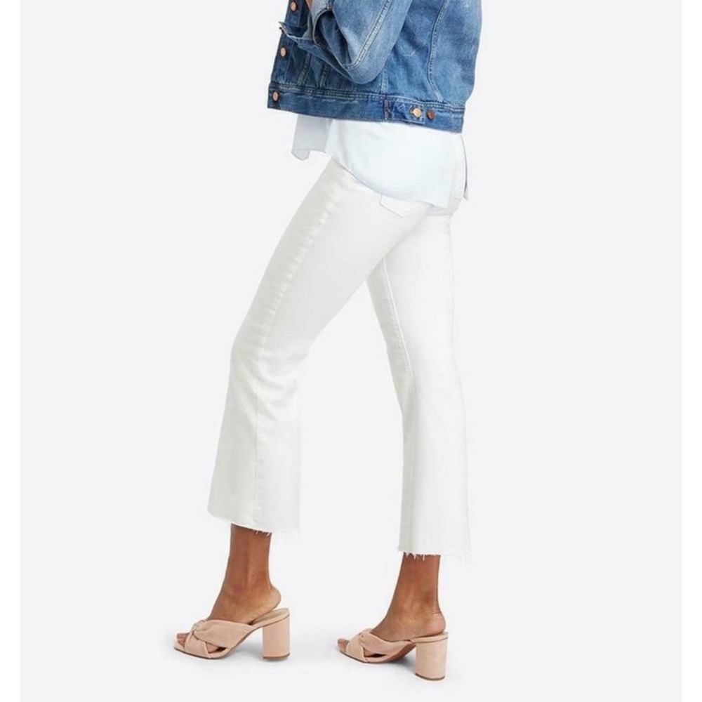 Spanx Cropped Flare Pull-On Shaping Denim Jeans White 20232R Small S Kick